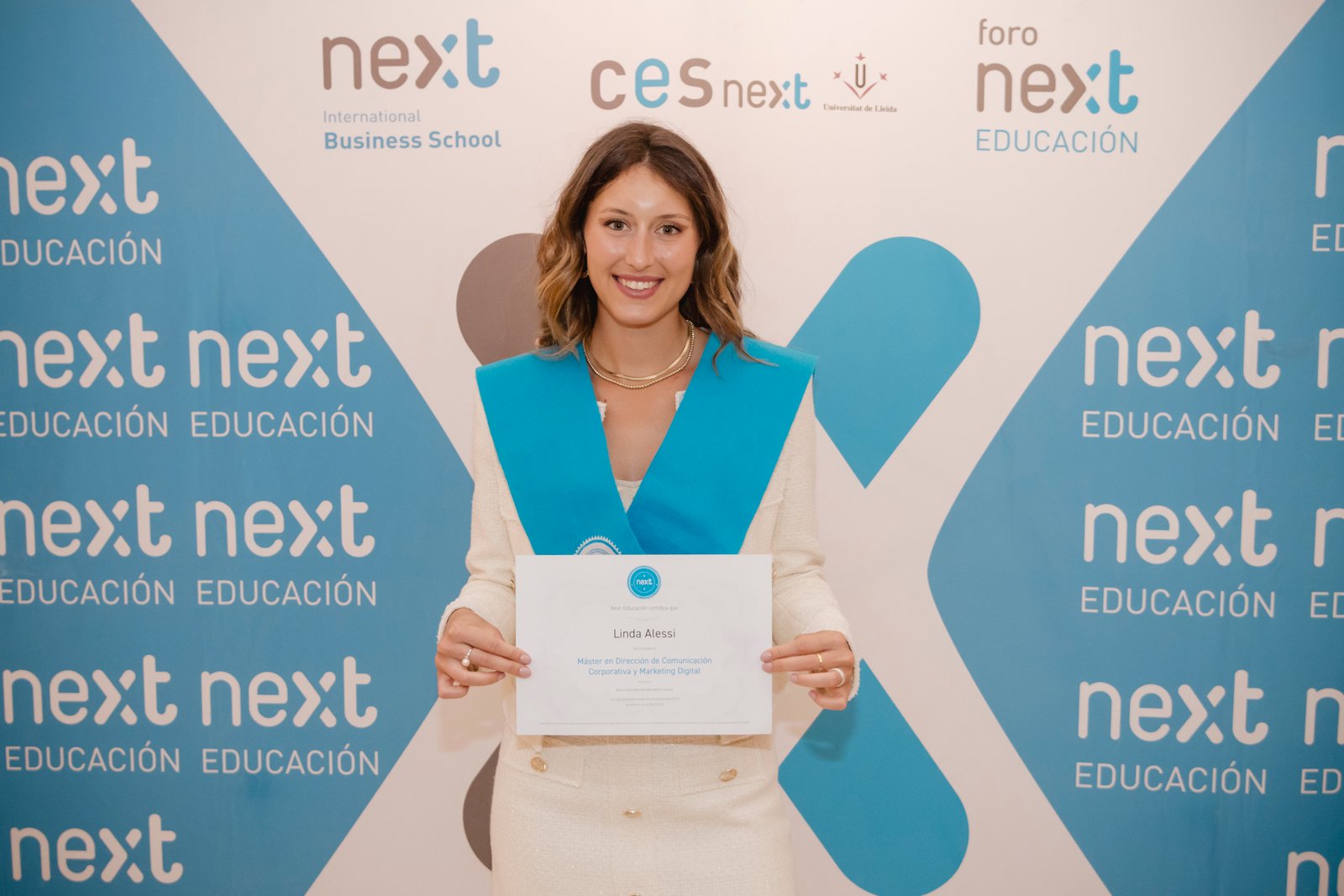 Bolsas de Estudo​ Next International Business School